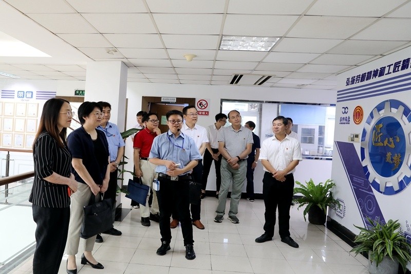 2020年7月14日，时任浙江省总工会党组成员、副主席张卫华一行莅临8868体育手机版登录入口调研推进新时代产业工人队伍建设改革工作