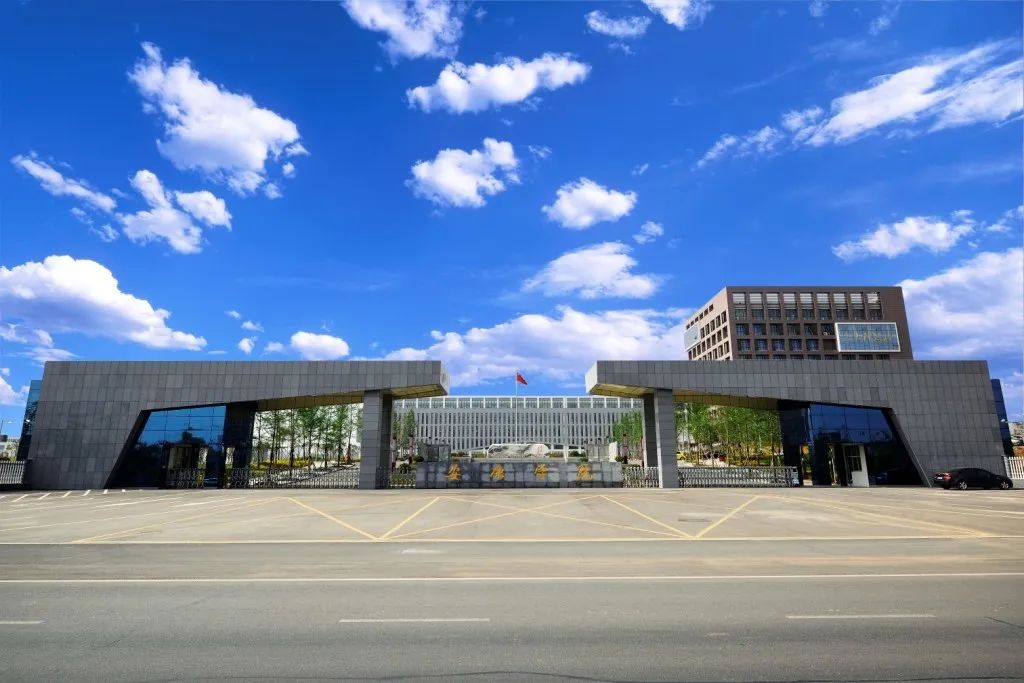 锐丰智能VR12线阵列扬声器系统进驻安康学院